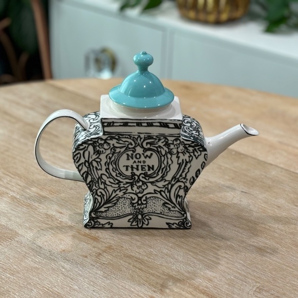 NWOT Anthropologie Sketched Story Tea Pot, Rare Out of Stock - Picture 3 of 10